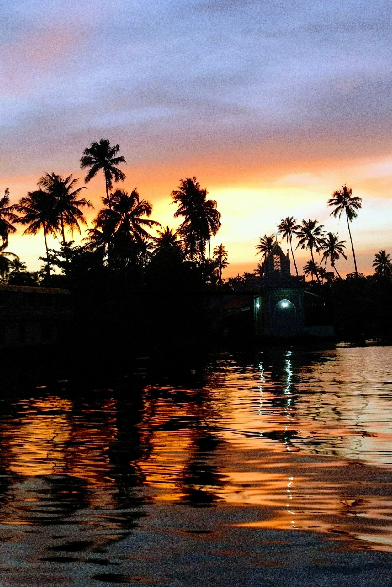 Beach Walks & Sunset Viewing
